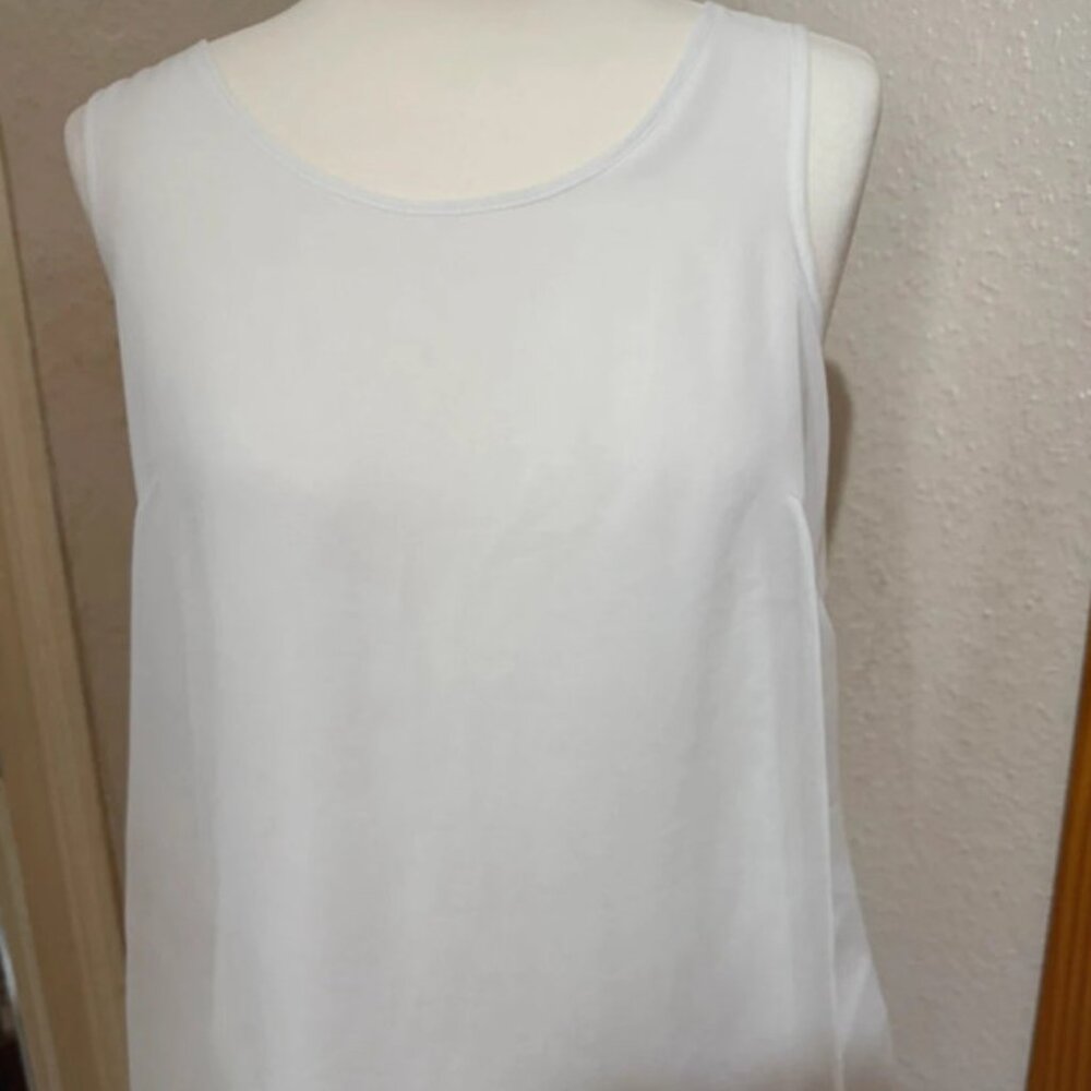 Ladies' white shirt